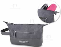 Necessaire couro sintético e detalhes em metal
