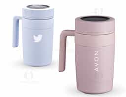 Caneca Térmica inox 500ml com infusor, e display LED com termômetro digital na tampa para indicar a temperatura do líquido.