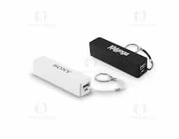 Bateria portátil fabricada em ABS, equipada com célula de lítio com capacidade de 1.200 mAh e vida útil estimada em 500 ciclos. Possui uma porta de saída USB-A para carregamento de dispositivos e acompanha cabo USB para recarga da própria bateria.
