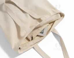 Sacola 100% algodão (280 g/m²) com fecho e bolso interior