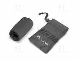 Toalha para esporte em microfibra (210 g/m²). Toalha prática e leve que facilita o transporte, de elevada absorção e rápida secagem. Fornecida com bolsa em 190T. 300 x 300 mm | Bolsa: 110 x 140 mm