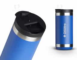 Copo térmico de inox, feito de parede dupla com capacidade para 350ml. Contém tampa plástica com bocal e trava de segurança.