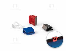 Protetor de webcam em formato clip com limpador de tela. Adequado para tablet e notebook