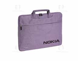 Pasta para notebook 15’6 em poliéster resistente à água com dois compartimentos, sendo o principal para notebook e o outro frontal. Contém interior forrado e almofadado e engate para malas de viagem.