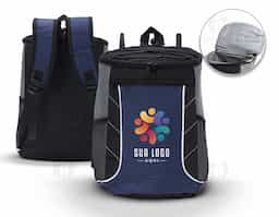 Bolsa térmica de poliéster com dois compartimentos, capacidade de 19 litros. A bolsa possui revestimento térmico em PEVA atóxico com costura soldada antivazamento, bolsos laterais telados, alça de mão e alça para as costas com revestimento espumado.