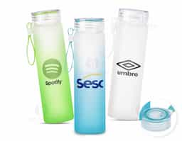  Garrafa de vidro jateado bicolor, capacidade de 470ml. Contém alça de silicone.