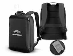 Mochila premium adequada para viagens de negócios, feita de tecido de poliéster resistente à água e ao desgaste, alças de ombro acolchoadas, aceita notebook de até 15,6", engate para mala de viagem, com dois bolsos nas laterais.