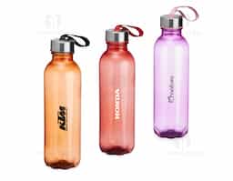 Garrafa PET 650ml com tampa de alumínio e alça para transporte embutida.