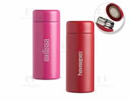 Garrafa térmica 200ml feita em aço inoxidável com tampa rosqueável.