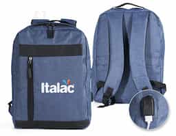 Mochila de nylon 21 litros com dois compartimentos, sendo o principal com bolso para notebook 156. Com divisórias internas para acessórios, a mochila possui bolso lateral, suporte externo usb e alça para encaixe em malas de viagem. 40x30x18