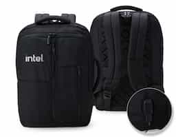Mochila confeccionada em Nylon, 21 litros, com 4 compartimentos, sendo o principal com bolso para notebook de 15.6 polegadas. Possui dois bolsos externos, bolsos e divisórias internas para acessórios. A mochila possui suporte externo USB, alça com bolso integrado para cartões, alça para engate em malas de viagem e duas alças de mão, sendo uma delas para o transporte da mochila no formato pasta.