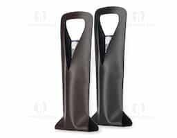 Estojo porta vinho em couro sintético bidim: elegante e funcional. Perfeito para transportar sua garrafa com segurança e estilo. Ideal para presentear ou para uso pessoal.