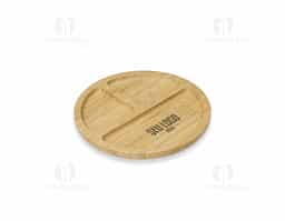 A petisqueira de bambu pequena com 3 divisórias é uma escolha prática para servir petiscos de maneira organizada. Feita de bambu sustentável, oferece uma opção eco-friendly para suas refeições. Ideal para compartilhar pequenas porções com estilo e praticidade.
