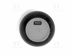 Caixa de som bluetooth TWS produzida em inox, compacta e com som de alta qualidade. A tecnologia TWS permite sincronizar duas caixas de som em uma, criando uma experiência imersiva com qualidade sonora e potência excepcionais. Acompanha cordão de nylon e cabo USB-V8.