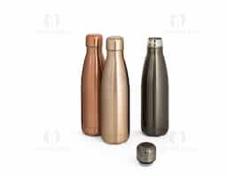 Garrafa em aço inox de parede dupla térmica, isolada a vácuo. Garrafa com acabamento metalizado e tampa em aço inox. Todas as componentes da garrafa - tampa, corpo e base - na mesma cor. Capacidade até 510 mL. Certificação EU Food Grade. ø70 x 255 mm