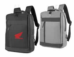 Mochila para notebook em poliéster, com alças de mão e de ombro acolchoadas. Possui dois bolsos frontais com zíper e um conector USB lateral. Internamente, conta com compartimento dedicado para notebooks de até 15,6".
