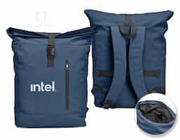 Mochila de couro sintético de 45 litros resistente à água. Possui dois compartimentos, sendo o principal com bolso para notebook de 15,6 polegadas, bolso interno com velcro, dois bolsos laterais, fechamento da mochila por zíper, cinto com velcro e engate para mala de viagem.