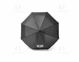 Guarda-chuva de 23'' em poliéster 100% reciclado pongee 190T, com varetas em fibra de vidro, haste metálica e pega em ABS 35% reciclado. O guarda-chuva, dobrável em 3 seções, tem abertura e fecho automático e é à prova de vento.