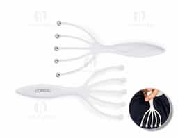 Uma massagem confortável em qualquer lugar. Compacto e de fácil manuseio, o nosso massageador é ideal para o relaxamento e um importante aliado contra o estresse do cotidiano. Feito de plástico e suas garras possuem bolinhas de aço inoxidável.