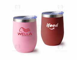 Copo térmico de 320ml com parede dupla em inox, garantindo isolamento térmico eficiente para manter suas bebidas quentes ou frias por mais tempo. Livre de BPA, é seguro para o uso diário. A tampa com bocal facilita o consumo e a trava de segurança evita vazamentos, tornando-o ideal para o transporte sem preocupações.