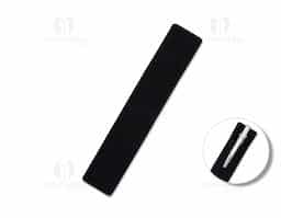 Estojo minimalista, inteiramente de veludo. Com espaço único para guardar uma caneta, um lápis ou somente uma lapiseira. Obs.: Não acompanha caneta.