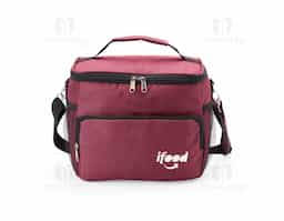 Leve praticidade e estilo para seu dia com esta incrível bolsa térmica de poliéster! Com dois compartimentos + um bolso telado internamente, ela oferece a capacidade perfeita para manter suas refeições e bebidas fresquinhas onde quer que você vá. O revestimento térmico em PEVA atóxico, com costura soldada, garante um isolamento impecável e à prova de vazamentos. Equipada com alça de mão e alça transversal ajustável e removível, essa bolsa é versátil e confortável para qualquer ocasião. Os bolsos laterais telados completam o design, oferecendo ainda mais espaço para os pequenos itens essenciais. Ideal para quem busca praticidade sem abrir mão do charme!