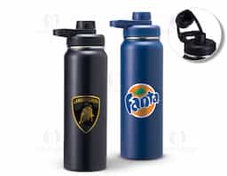 Chega de preocupações ao consumir suas bebidas! Nossa garrafa térmica de 850 ml, feita em inox, foi projetada para trazer mais praticidade ao seu dia a dia. Com uma trava embutida na tampa, ela se mantém fixa durante o uso, evitando o incômodo de "acidentes" — como a tampa que bate no rosto enquanto você bebe. Uma solução inteligente para quem busca conforto e eficiência!