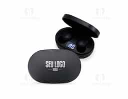 Buscando liberdade e praticidade para o seu dia a dia? Experimente nosso fone de ouvido com Bluetooth! É só abrir o Bluetooth, conectar o TWS, e curtir um encaixe confortável nos ouvidos e uma qualidade sonora incrível. O case acende uma luz ao carregar, adicionando um toque moderno e funcional ao acessório!