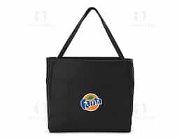 Descubra a praticidade e a durabilidade desta bolsa espaçosa e versátil! Com um design funcional, ela oferece — interno e externo — para organizar tudo com mais facilidade. Feita de lona e resistente à água, é ideal para qualquer ocasião. Suas alças são reforçadas com costura interna, garantindo segurança e conforto no transporte. E para uma organização impecável, o fundo removível mantém a estrutura firme, proporcionando mais estabilidade e facilitando o acesso aos seus itens essenciais.