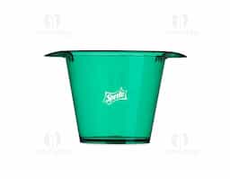 Balde de gelo com capacidade para 4 litros, ideal para manter bebidas refrigeradas. Possui alças laterais para facilitar o transporte. Na versão branca, apresenta acabamento leitoso, conferindo um visual sofisticado e discreto ao produto.