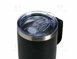 Caneca térmica de inox com capacidade de 350ml, ideal para manter bebidas quentes ou frias por mais tempo. Possui parede dupla para melhor isolamento térmico, garantindo mais eficiência. Acompanha tampa acrílica com bocal para facilitar o consumo e trava de segurança para evitar vazamentos. Compacta e durável, é perfeita para o dia a dia, trabalho, viagens ou atividades ao ar livre.