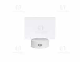 Deixe qualquer espaço mais aconchegante e repleto de recadinhos incríveis com a nossa Luminária de Mesa Led. Com sua tela acrílica 3D, é possível soltar a criatividade e deixar mensagens inspiradoras, lembretes importantes ou até desenhos fofos, tudo de um jeito prático e super divertido! Com um funcionamento super simples, ela se conecta com cabo via USB integrado à base plástica ou por meio de 3 pilhas AAA (1.5V) não inclusas. Além disso, acompanha uma caneta plástica com apagador integrado, tornando a experiência ainda mais interativa e funcional. Essa luminária é perfeita para iluminar o ambiente e deixar recadinhos incríveis do seu jeito!