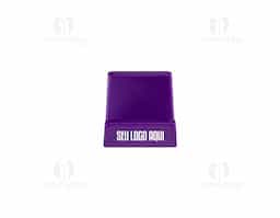 Assista a vídeos e participe de reuniões com mais praticidade, sem precisar segurar o celular. Feito em plástico resistente, esse suporte é a solução perfeita para quem precisa manter as mãos livres. Basta um apoio plano para utilizá-lo, tornando o dia a dia mais fácil.