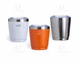 Bebida gelada do início ao fim, sem complicação! Com capacidade de 200 ml, nosso copo térmico em inox foi projetado para proporcionar uma experiência refrescante e saborosa a cada gole. A parte interna preserva o frescor da bebida, enquanto a tampa com bocal, trava de segurança e vedação em silicone mantém tudo seguro e sem vazamentos. É ideal para o uso diário, oferecendo praticidade e proteção para tornar qualquer momento ainda mais gostoso. Experimente o melhor da bebida na temperatura ideal!