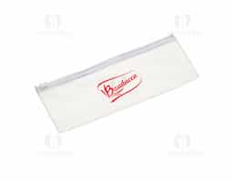 Estojo plástico modelo Zip Zap com sistema de abertura e fechamento prático: basta deslizar o suporte branco para os lados. Compacto, resistente e funcional, ideal para organizar lápis, canetas e outros itens escolares ou de escritório.