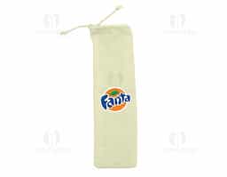 Estojo de algodão ideal para armazenar canudos reutilizáveis. Leve, resistente e ecológico, é perfeito para transportar seu canudo de forma higiênica e prática no dia a dia. Alternativa sustentável para quem busca reduzir o uso de plástico.