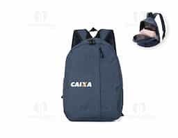 Mochila com compartimento para notebook até 14". Possui compartimento grande, bolso frontal, bolsos laterais, alça de mão em nylon e alças ajustáveis para conforto no dia a dia.