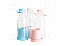 Liquidificador portátil sem fio com capacidade de 380ml, ideal para sucos e smoothies. Possui 6 lâminas de aço inoxidável que trituram frutas, vegetais e gelo. Fácil de usar com um botão e copo removível para limpeza. Acompanha cabo USB. Não ultrapassar 300ml de ingredientes líquidos/sólidos.