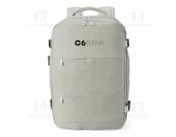 Versátil e completa, essa mochila de 41 litros é a escolha ideal para viagens, transporte de materiais de trabalho, estudo e todos os momentos do dia a dia! Com compartimentos inteligentes, ela oferece mais organização e segurança, além de resistência à água. Produzida em poliéster, são seis compartimentos, incluindo um para itens molhados, um exclusivo para tênis, um espaço amplo para roupas e documentos com entrada USB, um compartimento para notebook de até 15,6” e um bolso antifurto para maior proteção. Expansível e prática, conta ainda com fivelas ajustáveis, alças reguláveis que distribuem o peso de forma equilibrada, bolso lateral para garrafa, costas acolchoadas e engate para mala de viagem. Funcionalidade e conforto para qualquer ocasião!