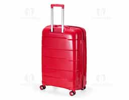 Mala de viagem rígida com capacidade de 95 litros, feita em plástico resistente. Conta com cadeado numérico TSA, compartimentos internos com bolso telado e cinta compressora. Possui duas alças de mão, puxador retrátil ajustável, quatro rodas 360° e apoios laterais. Acompanha placa para personalização.