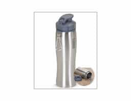 Squeeze inox 750ml com tampa plástica rosqueável e abertura superior, acompanha mosquetão. Tem a parte inferior emborrachada.