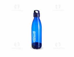 Toda boa rotina de hidratação pede por uma boa garrafa para acompanhar cada jornada. Com capacidade de até 680ml e feita em PVC, esta garrafa é uma opção sob medida para quem está sempre em movimento. Sua tampa rosqueável é feita em plástico ABS com alça fixa para facilitar o transporte ou mantê-la pendurada em algo. Além disso, ela conta com fundo removível para facilitar a higiene e diminuir o contato direto com sujeiras.