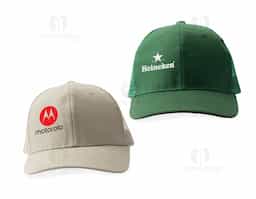 Boné de aba curva feito em poliéster com tela respirável em nylon, garantindo conforto e ventilação. Conta com fecho plástico ajustável na parte traseira. Medidas: altura de 14 cm, aba com 18 cm de largura e 7,3 cm de profundidade. Circunferência de 55,5 cm.








