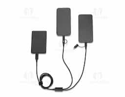 Cabo super-rápido 6 em 1 em alumínio 20% reciclado e PET 4% reciclado. Permite carregamento super-rápido de 60W via USB-C e transferência de dados. Apresenta uma entrada dupla USB-A/USB-C e duas saídas com duas portas USB-C que podem ser utilizadas em simultâneo. Em uma das extremidades tem uma saída compatível com lightning com carregamento rápido de 27W e na outra extremidade uma saída dupla micro-USB e compatível com ligthning de 10W.