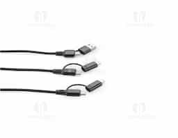 Cabo super-rápido 6 em 1 em alumínio 20% reciclado e PET 4% reciclado. Permite carregamento super-rápido de 60W via USB-C e transferência de dados. Apresenta uma entrada dupla USB-A/USB-C e duas saídas com duas portas USB-C que podem ser utilizadas em simultâneo. Em uma das extremidades tem uma saída compatível com lightning com carregamento rápido de 27W e na outra extremidade uma saída dupla micro-USB e compatível com ligthning de 10W.