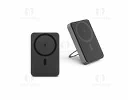 Bateria portátil magnética em ABS 100% reciclado, com carregador wireless super-rápido. Graças à capacidade magnética e carregamento sem fios, é fácil de fixar ao seu dispositivo móvel. A argola de suporte permite adaptar a posição para colocar o dispositivo móvel na vertical ou horizontal e ajustar a inclinação. Apresenta uma capacidade de 10.000 mAh, duas portas de entrada/saída USB-C com carregamento rápido PD 20W e potência máxima de 15W para carregamento super-rápido sem fios. Compatível com dispositivos móveis com tecnologia de carregamento sem fios. Incluso um cabo de carregamento rápido de saída dupla USB-A/USB-C e um grip magnético extra para os smartphones que não têm a função magnética.