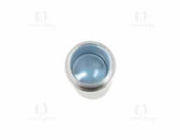 Garrafa térmica de 700ml feita em inox com ampola de cerâmica, que mantém a temperatura por mais tempo. Conta com base antiderrapante para maior estabilidade. Ideal como brinde corporativo sofisticado e funcional, unindo durabilidade e elegância no dia a dia.