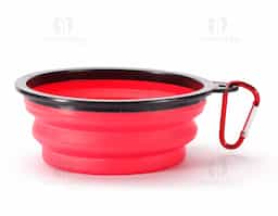 Tigela retrátil para pets feita em silicone com borda plástica equipada com encaixe para mosquetão e capacidade de até 350ml. Acompanha mosquetão metálico para facilitar o transporte.