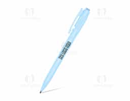 Caneta plástica com detalhes em relevo, acionamento em clique e destravamento ao pressionar a parte inferior do clip e carga esferográfica azul de 1.0mm, garantindo uma escrita precisa e pegada confortável.