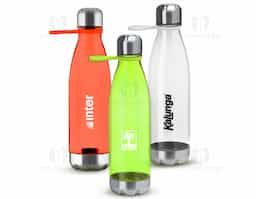 Garrafa plástica em RPET com capacidade de 700 ml, ideal para quem busca sustentabilidade e praticidade no dia a dia. Possui tampa rosqueável com anel de silicone que garante vedação segura, base em metal e alça flexível em silicone, facilitando o transporte. Um brinde corporativo moderno e ecológico que valoriza sua marca.